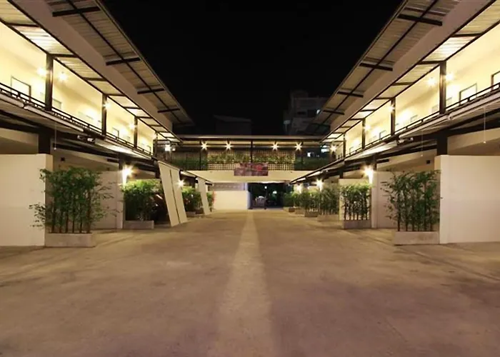 Bearing26 Hotel